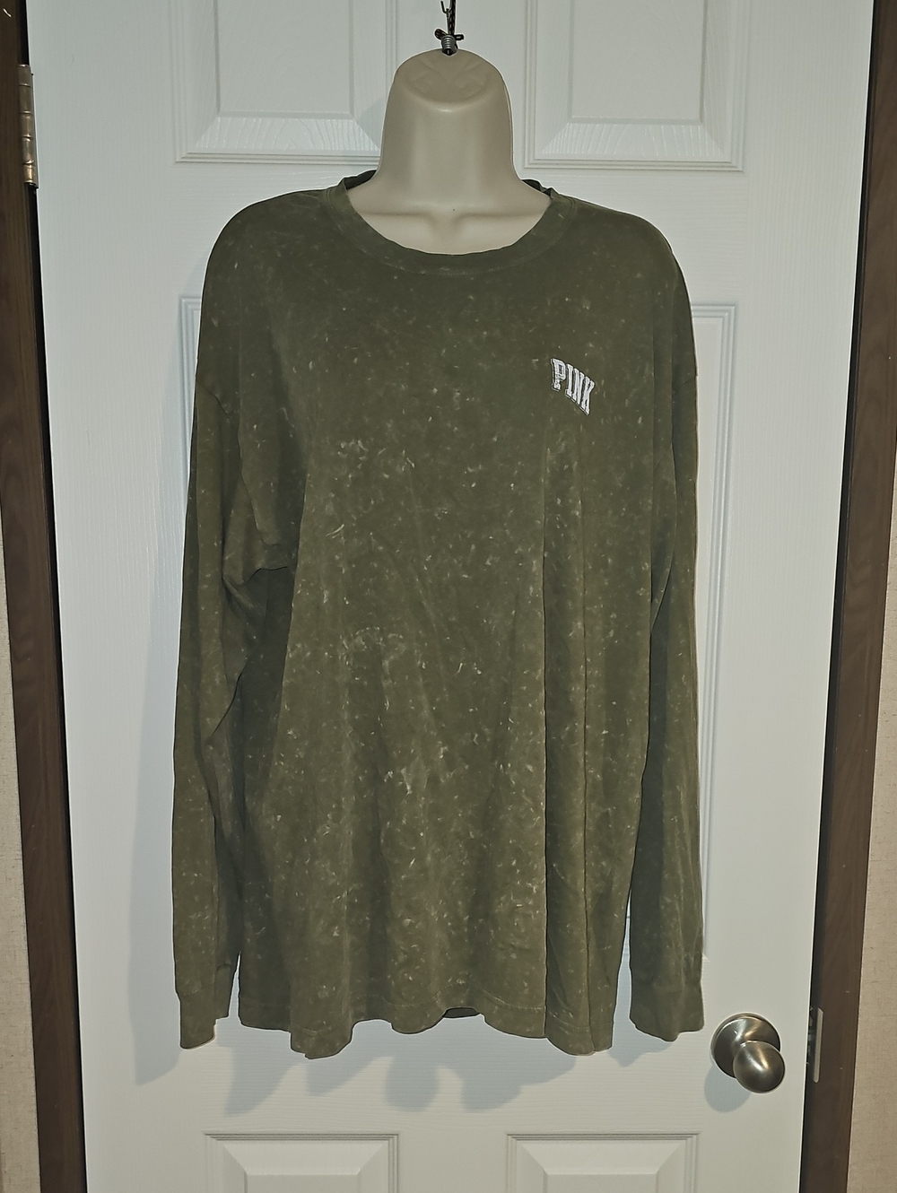 PINK Victoria's Secret XL Green Mineral-Wash Long Sleeve Tee New